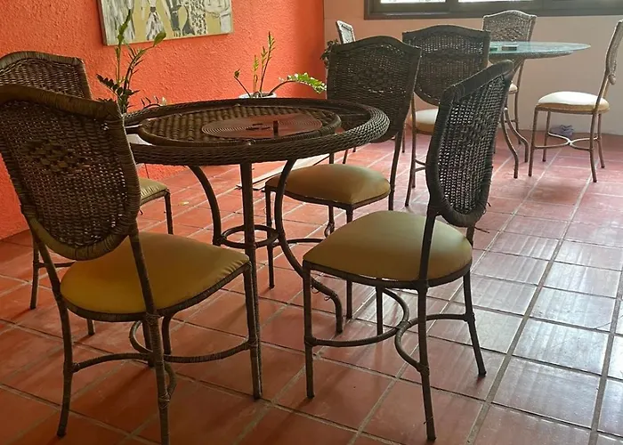 Alma Guesthouse